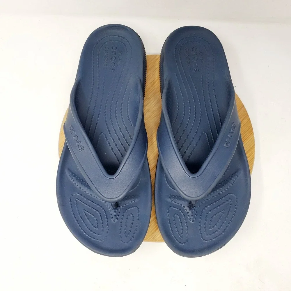 Crocs Sandals Mens 11 Blue Slip‎ On Classic II Flip Flop Sandals Pool Beach Blue